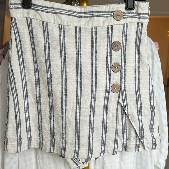 Zara Striped Mini Skirt - Cream and Black - Picture 1 of 3